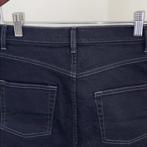 Aritzia Wilfred Free black skirt - Picture 4 of 5